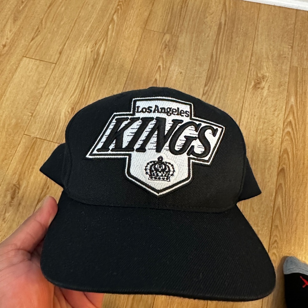 Los Angeles Kings Mitchell & Ness SnapBack